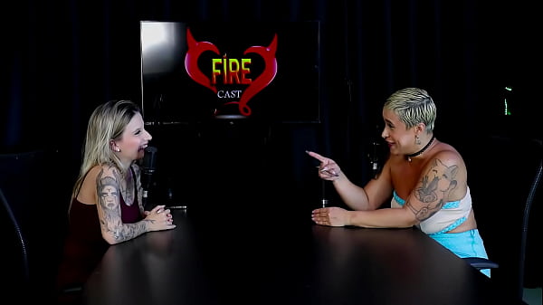 loira pelada recebe massagem depois de ouvir que ela se arrependeu em um encontro com um homem que havia prometido tudo, e passou a madrugada trabalhando – Just Joana (WATCH ON: SHEER/RED)